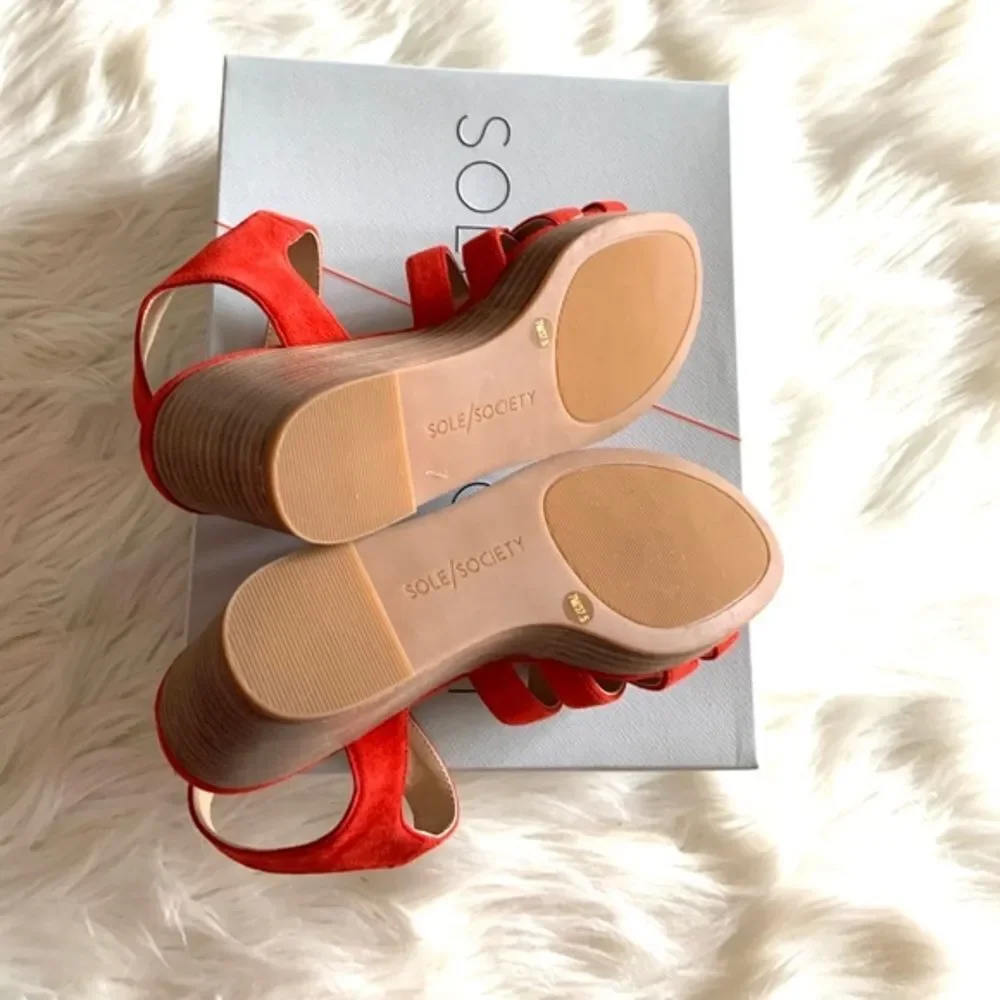 Sole Society wide stacked